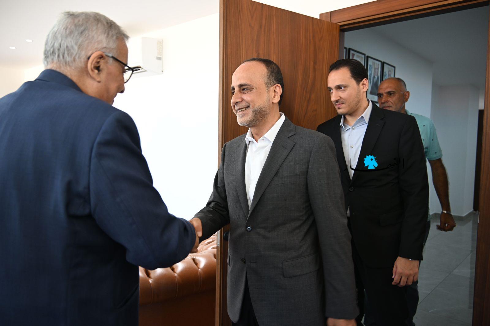 بو حبيب استقبل الموسوي موفدا من حزب الله 